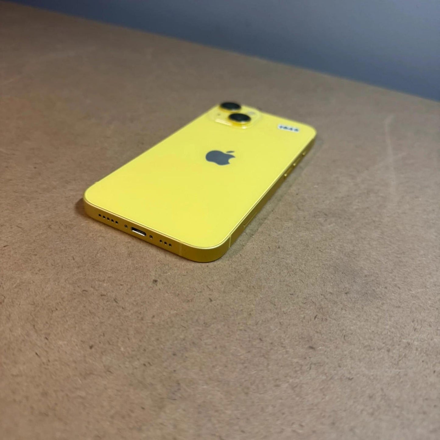 Apple iPhone 14 - 128gb - yellow - unlocked