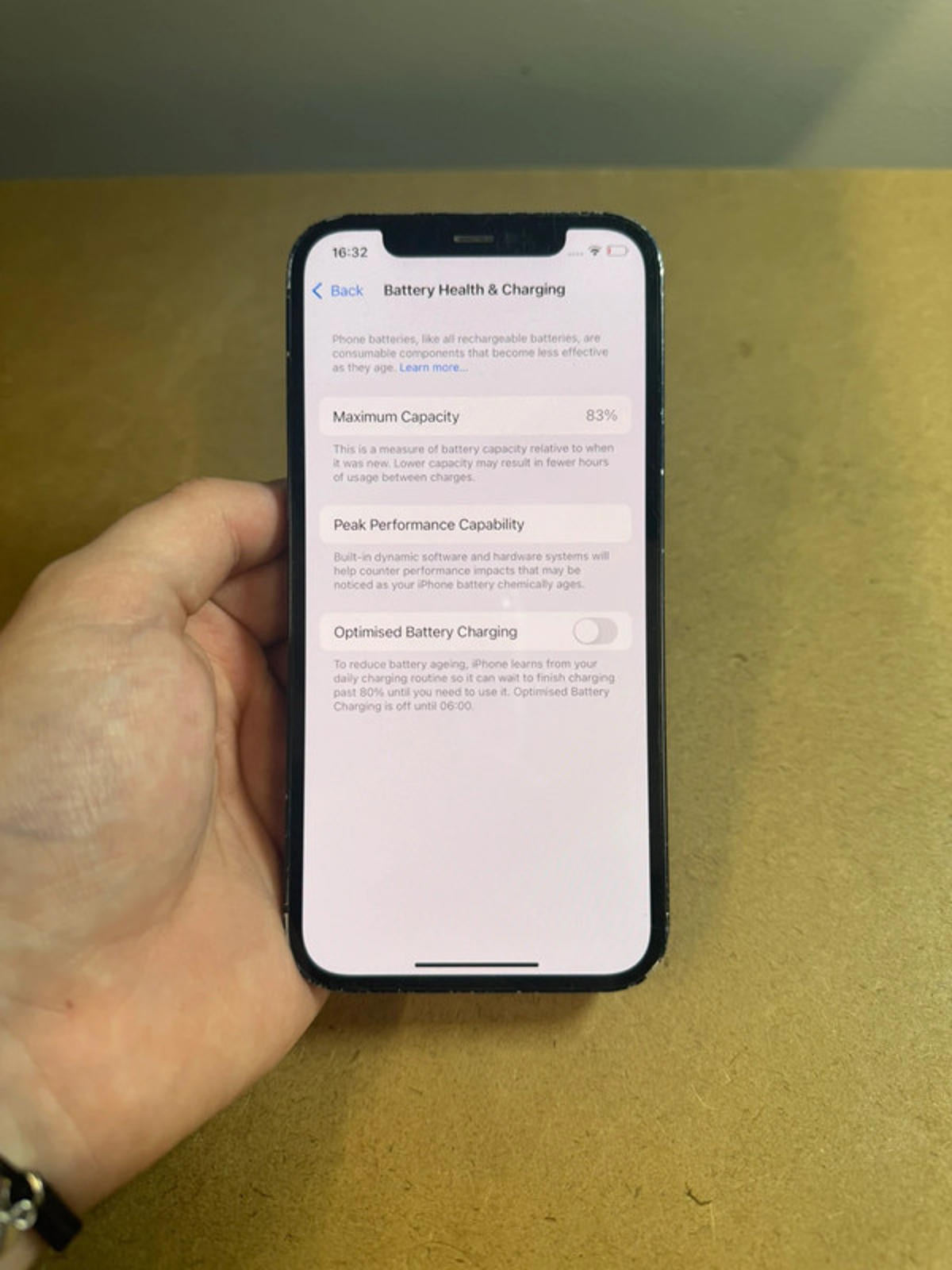 Apple iPhone 12 - 64gb - black - unlocked
