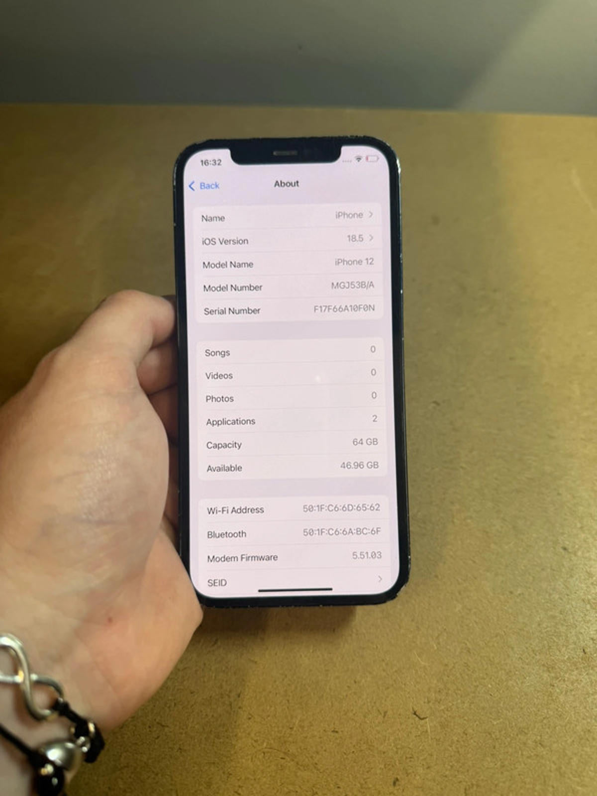 Apple iPhone 12 - 64gb - black - unlocked