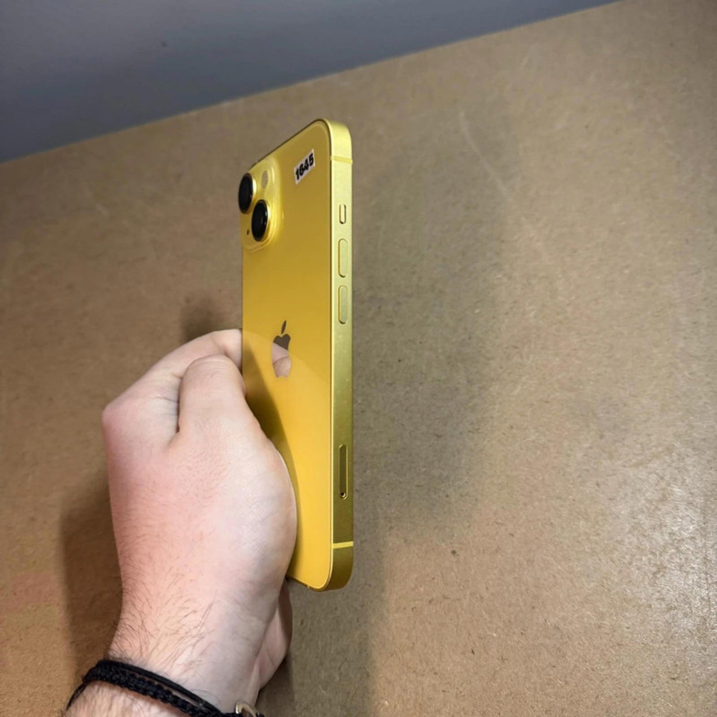 Apple iPhone 14 - 128gb - yellow - unlocked