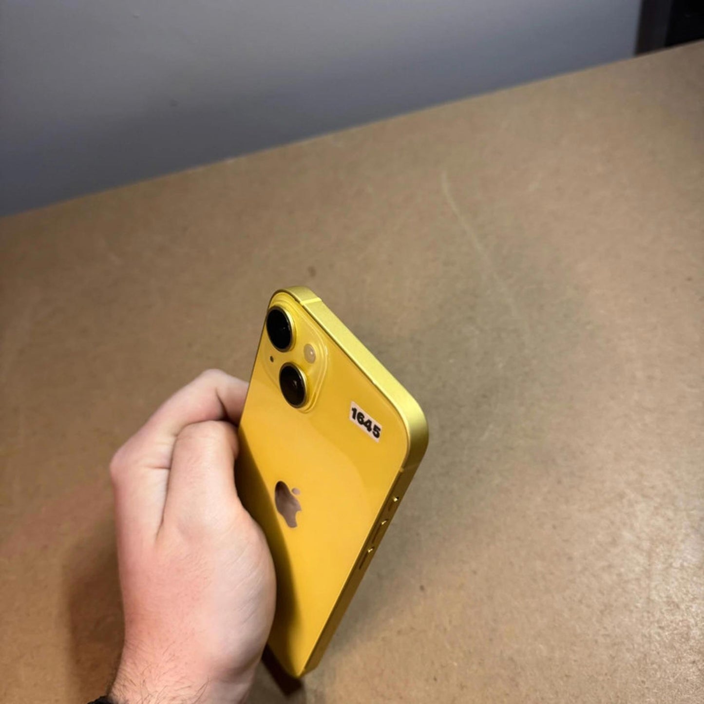Apple iPhone 14 - 128gb - yellow - unlocked
