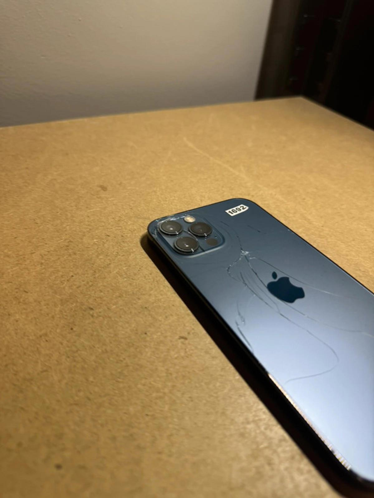 Apple iPhone 12 Pro - 128gb - pacific blue - unlocked